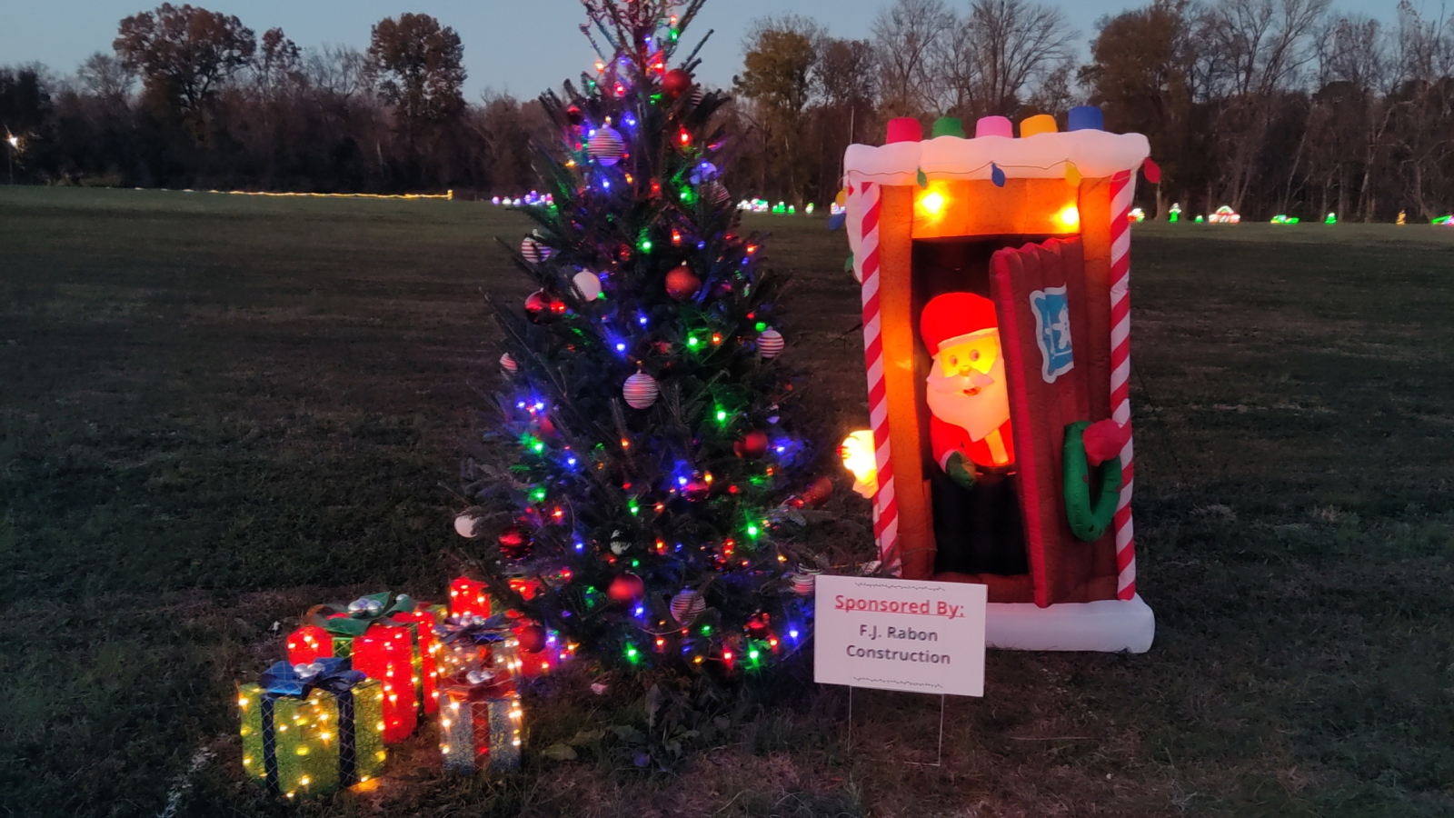 FJ Rabon Tinsel Trail Christmas Tree